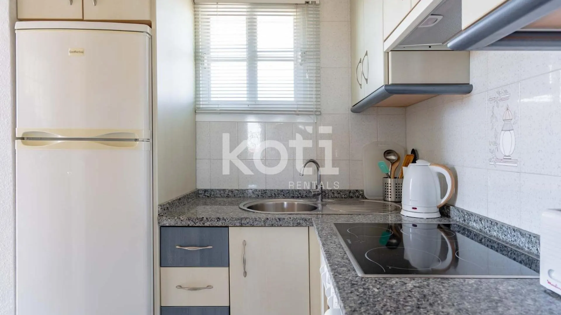 Koti Rentals - Colinas Del Faro 24 Mijas Spain